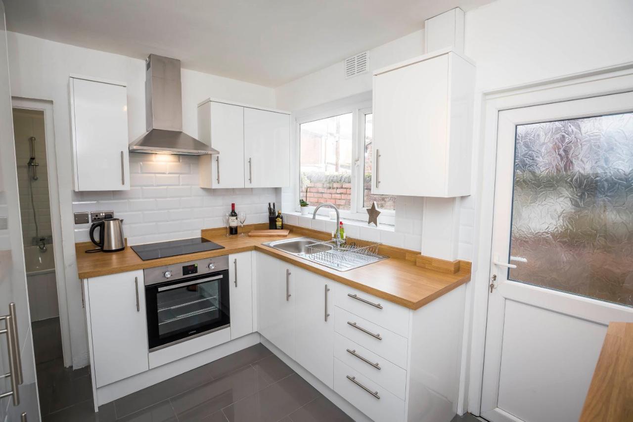 Spacious, Modern 4 Bed House Close To City Centre Chester Exteriér fotografie